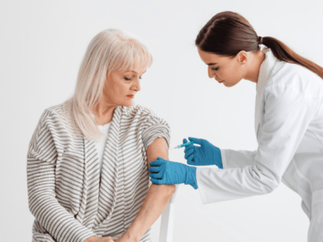 NAD Levels by Age Group: What's Considered Normal? 8 nad shots